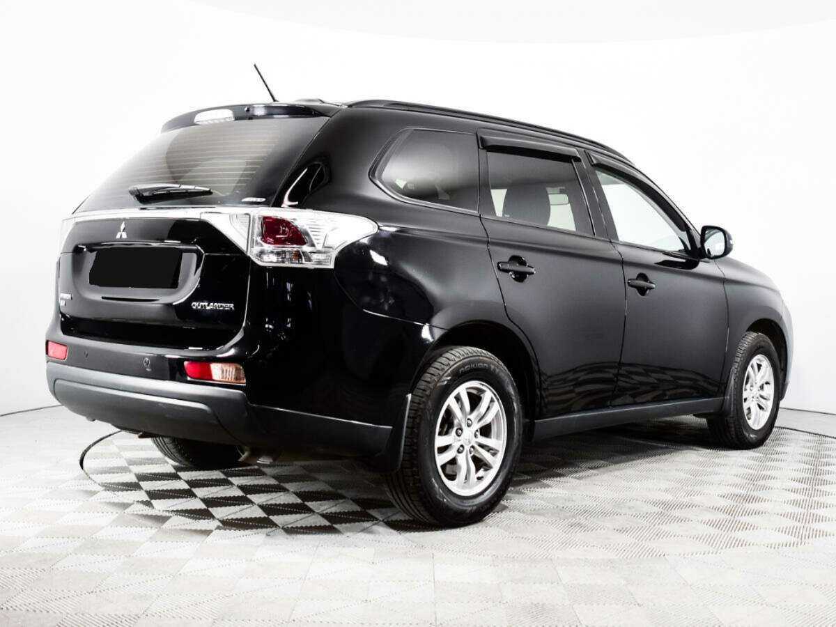 Mitsubishi Outlander с пробегом — 2013 год. Фото: #4