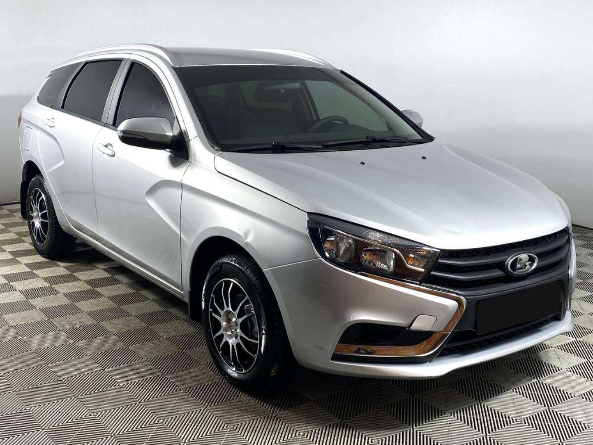 Lada (ВАЗ) Vesta с пробегом — 2021 год. Фото: #2