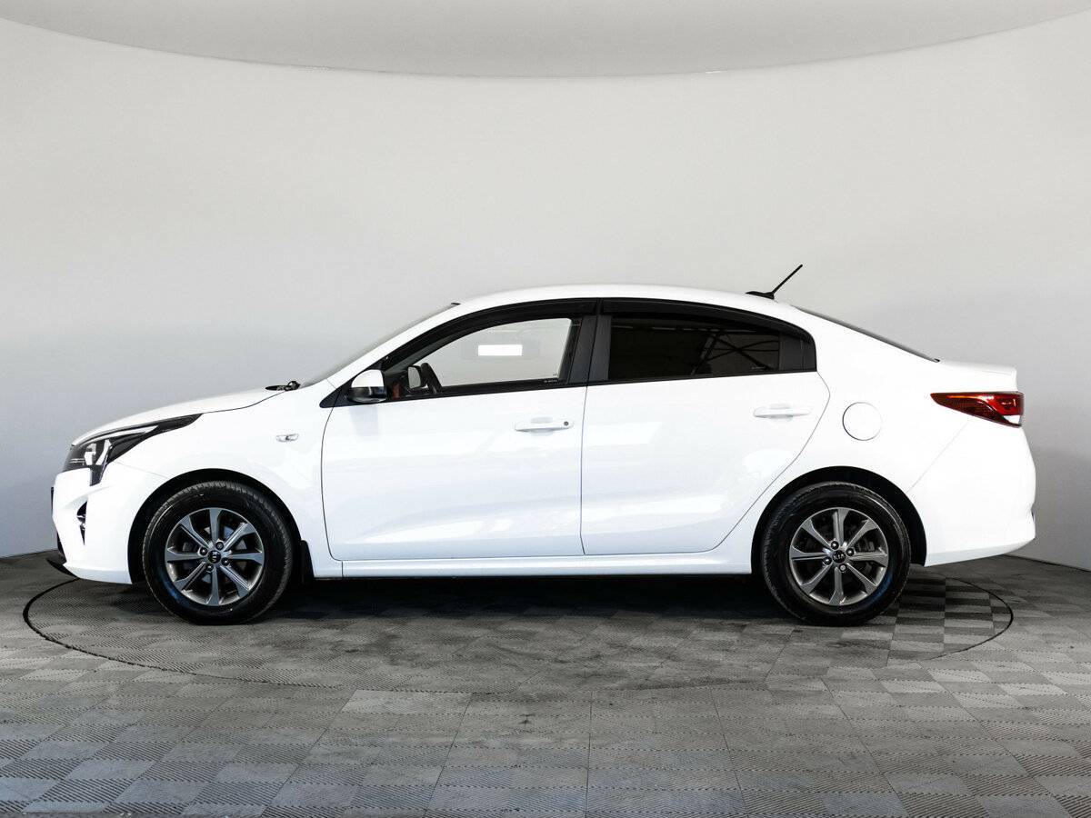 Kia Rio с пробегом — 2021 год. Фото: #8