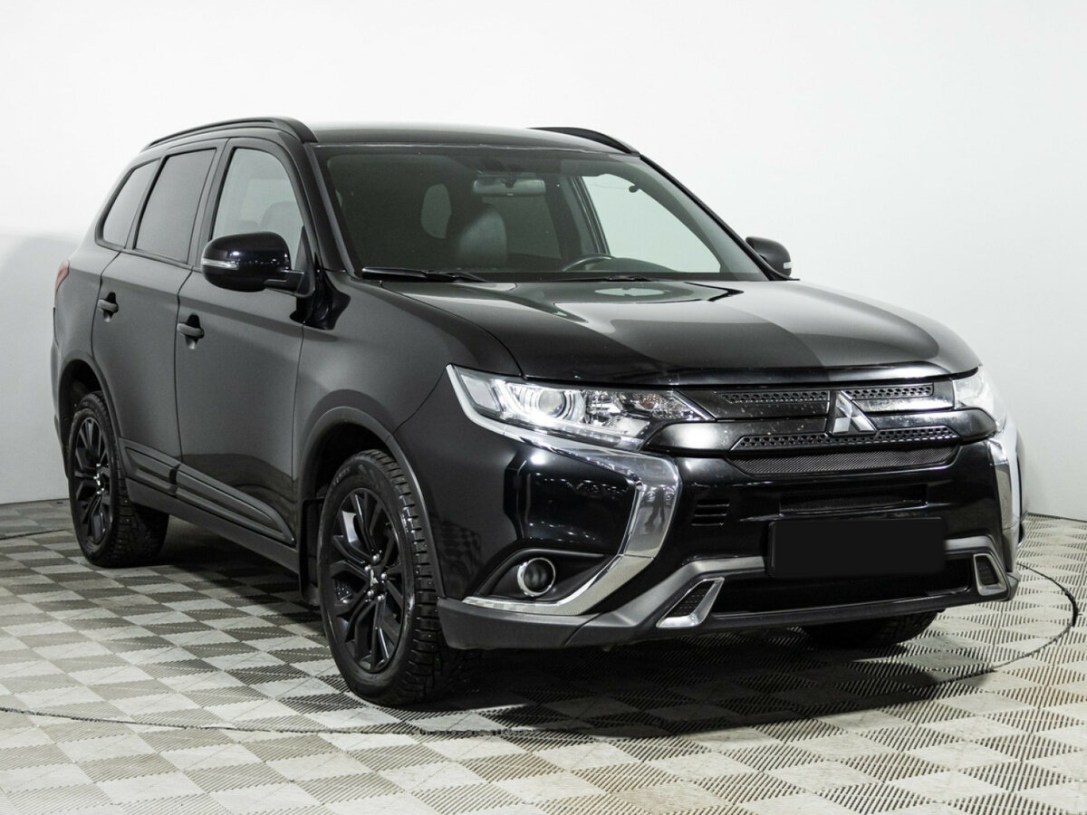 Mitsubishi Outlander с пробегом — 2020 год. Фото: #2