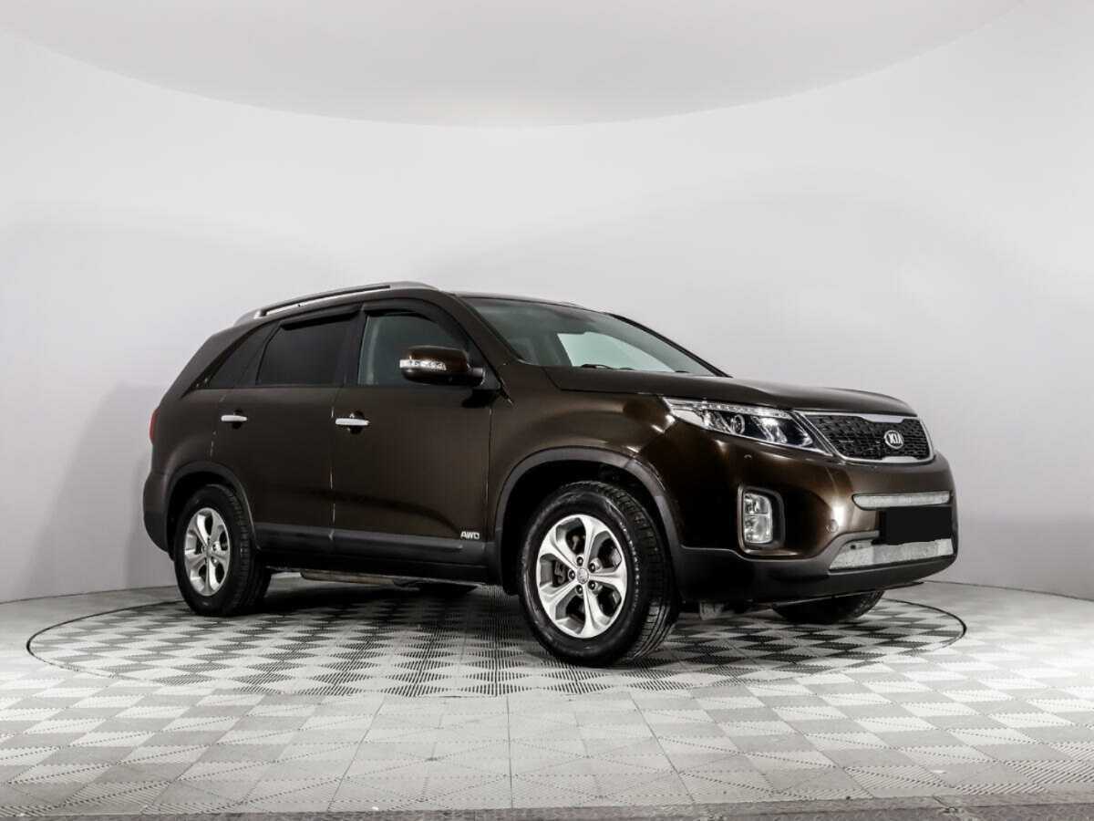 Kia Sorento с пробегом — 2015 год. Фото: #2