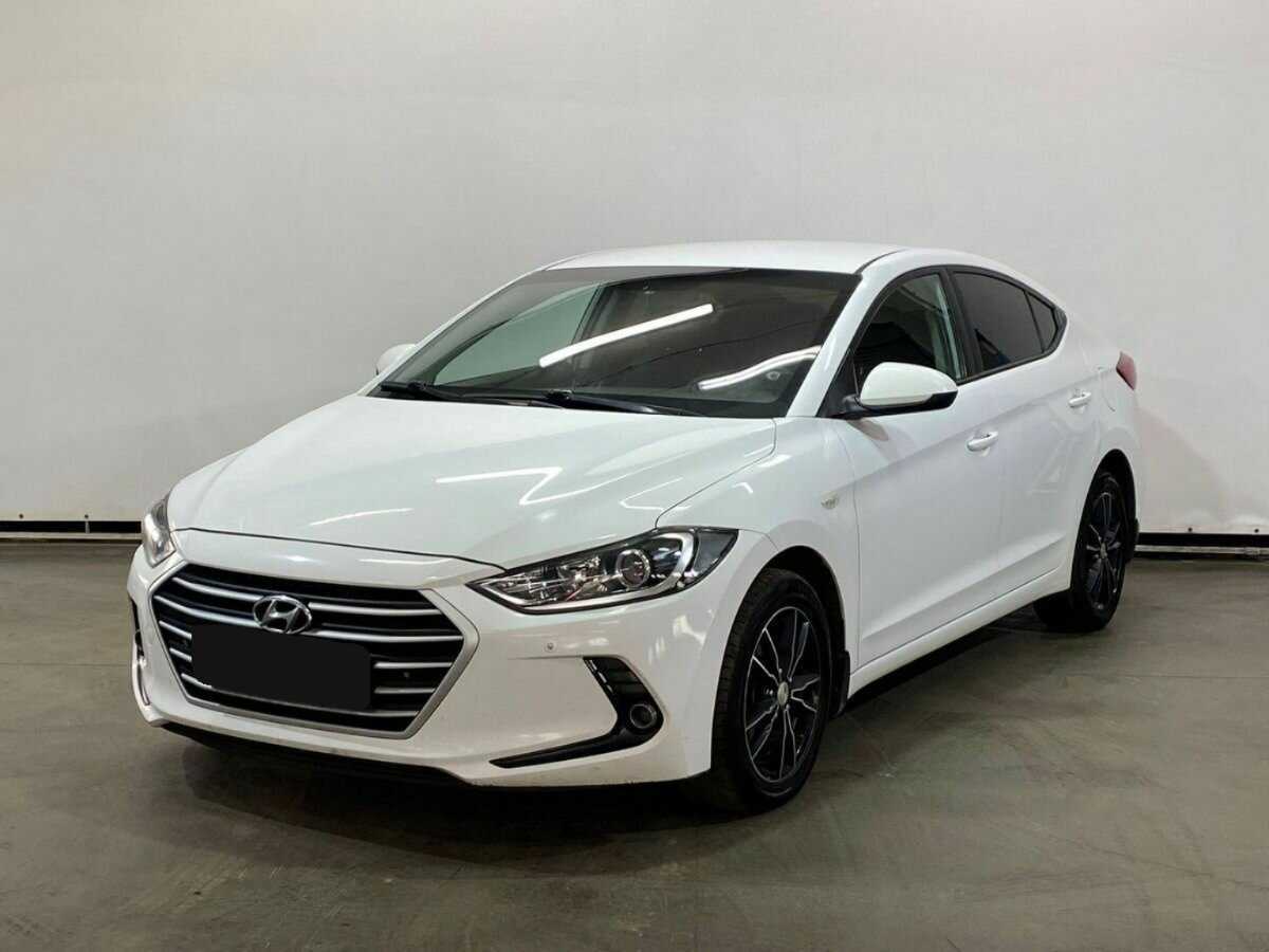 Hyundai Elantra с пробегом — 2017 год. Посмотреть фото