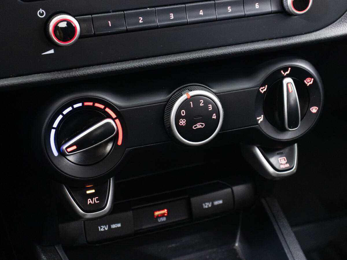 Kia Rio с пробегом — 2021 год. Фото: #14