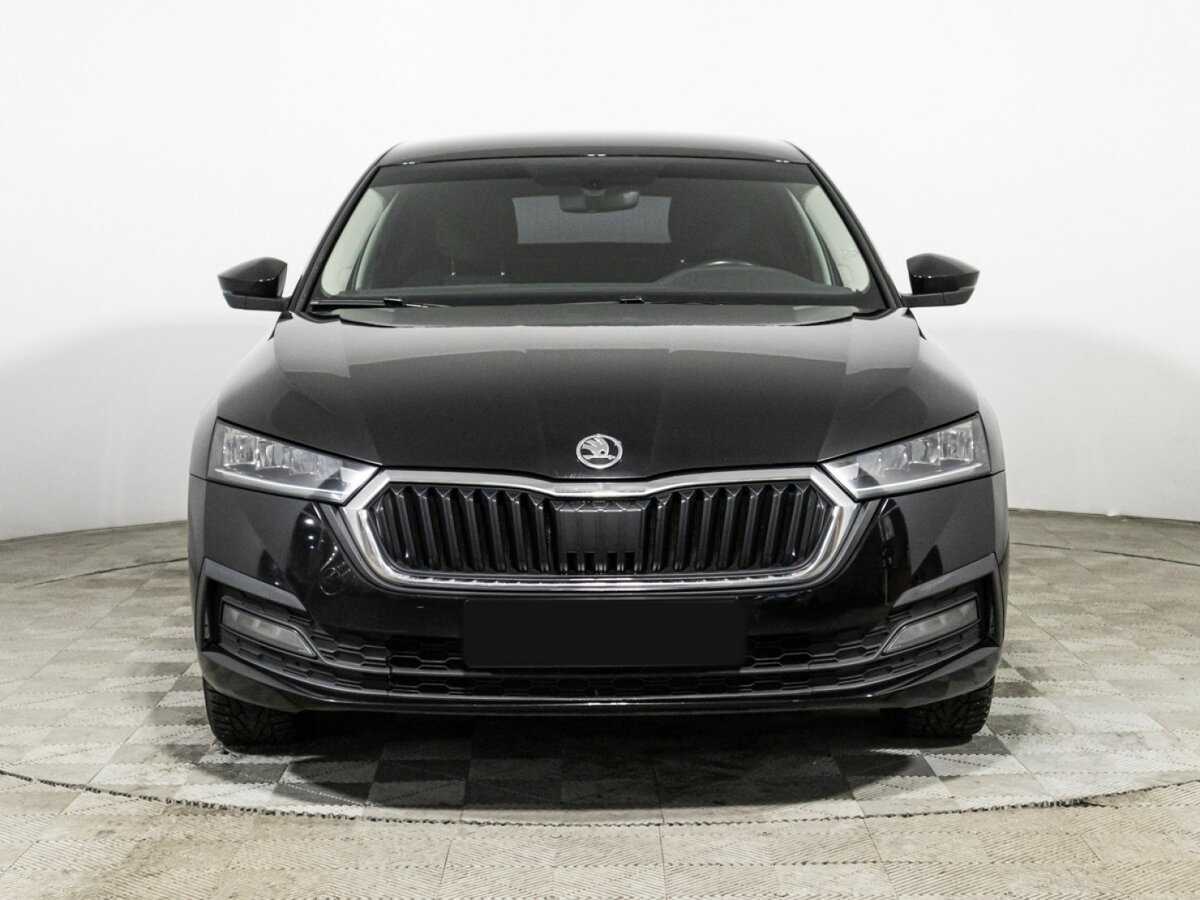 Skoda Octavia с пробегом — 2021 год. Фото: #1