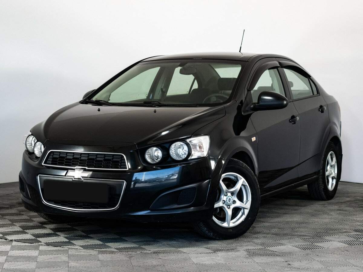 Chevrolet Aveo с пробегом — 2014 год. Фото: #0