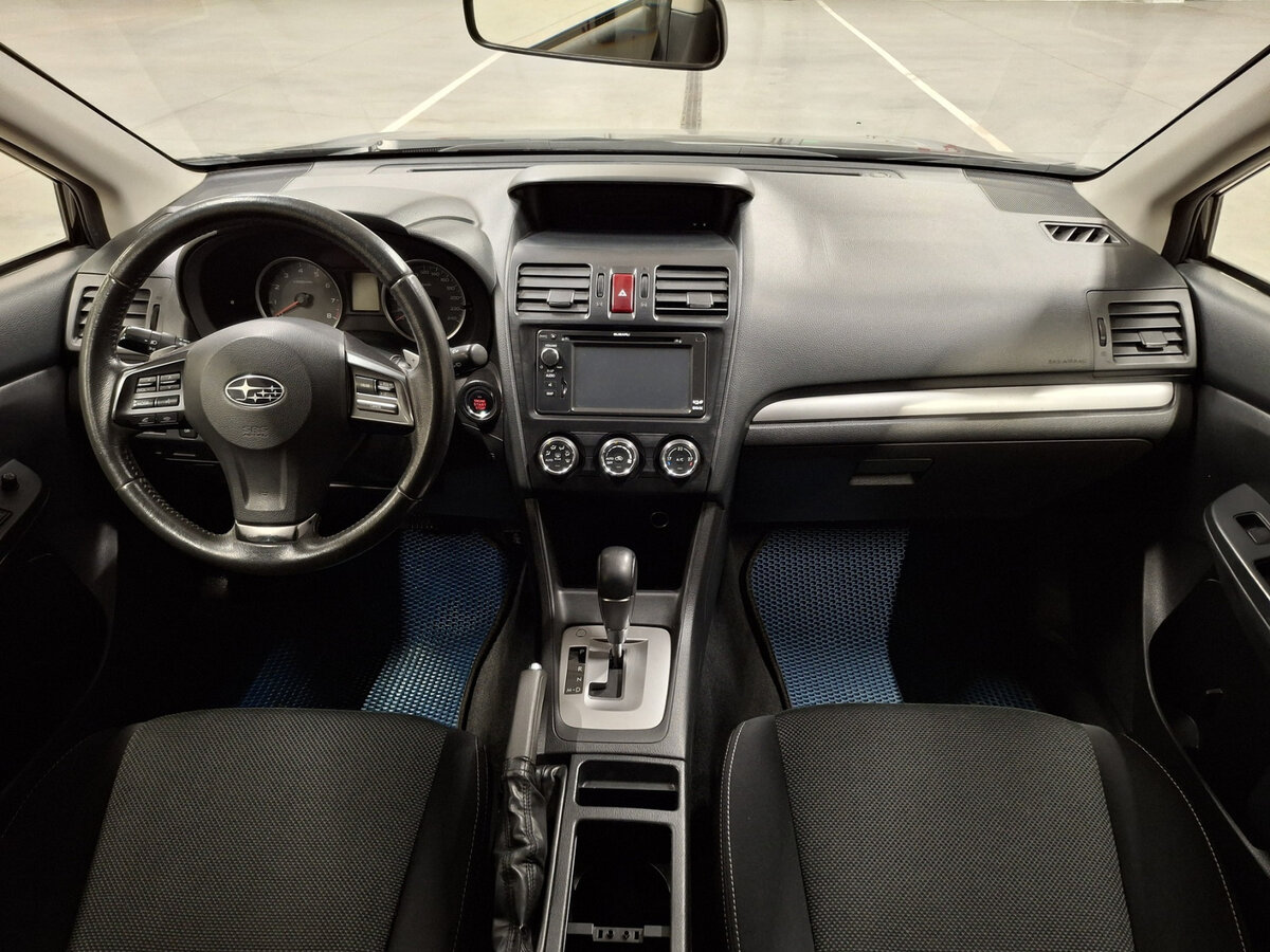 Subaru XV с пробегом — 2012 год. Фото: #13