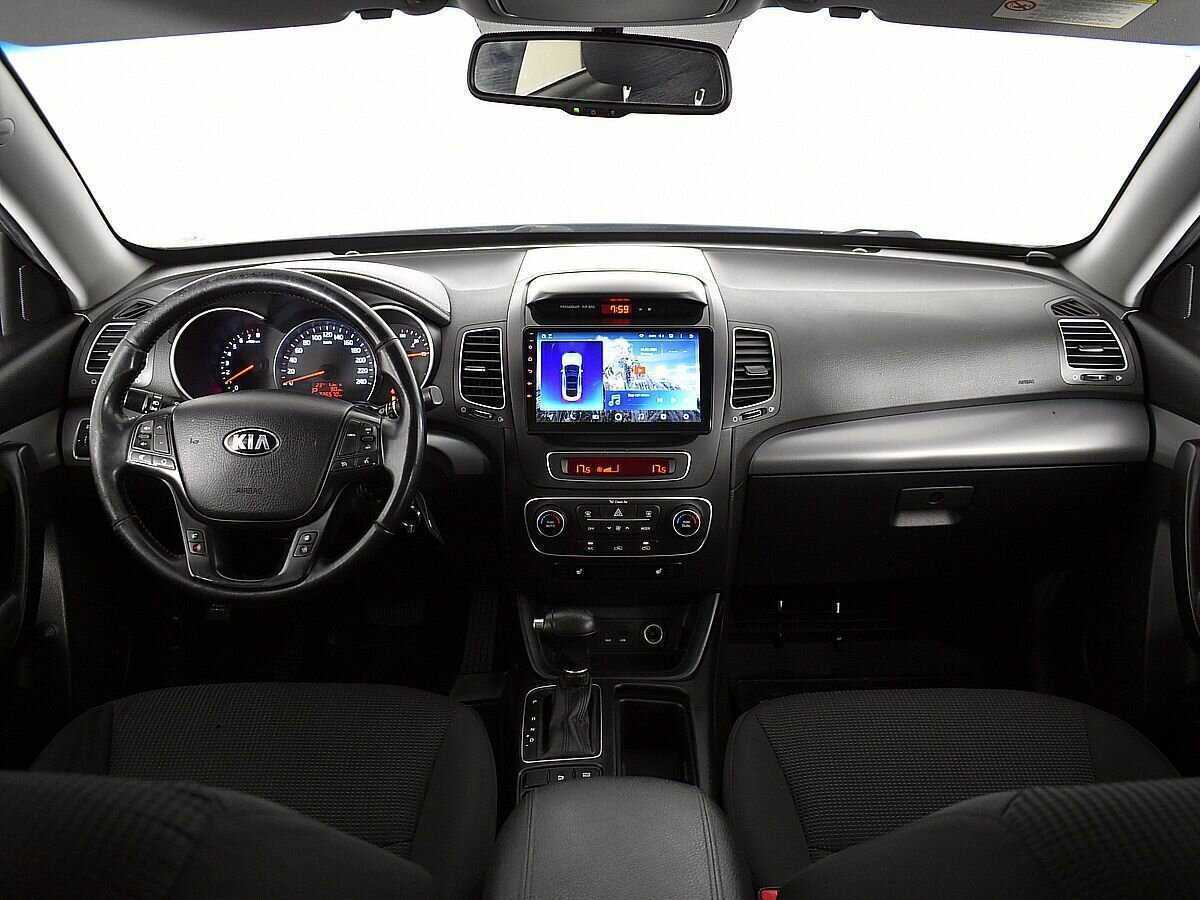 Kia Sorento с пробегом — 2013 год. Фото: #9