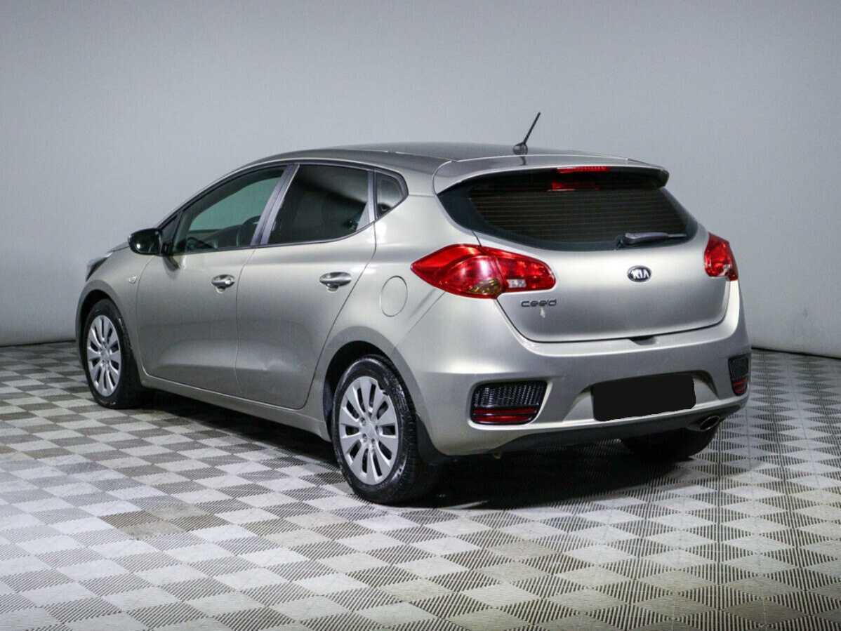 Kia Ceed с пробегом — 2015 год. Фото: #6