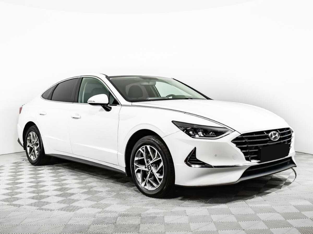 Hyundai Sonata с пробегом — 2020 год. Фото: #2