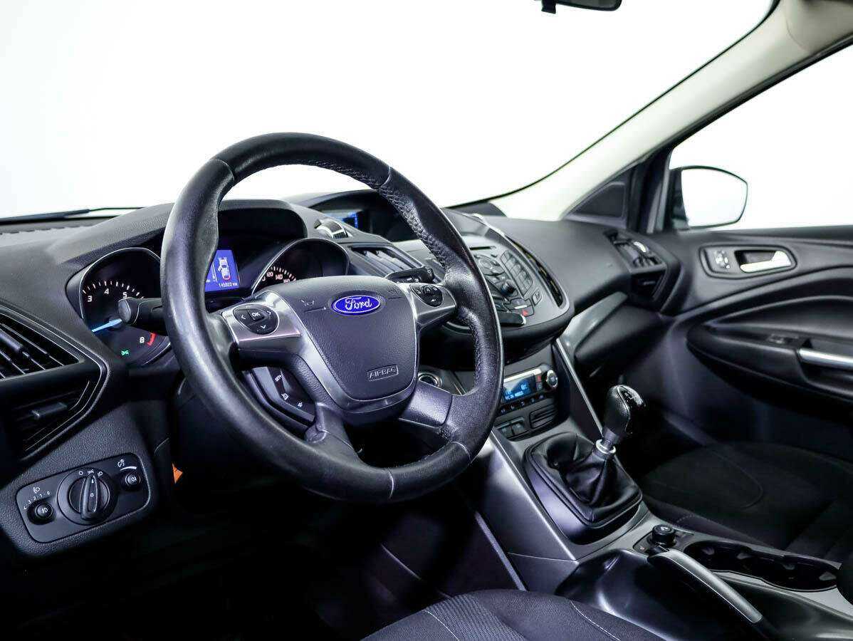 Ford Kuga с пробегом — 2013 год. Фото: #8