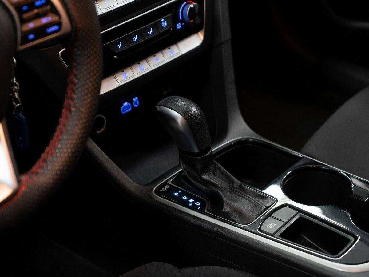 Hyundai Sonata с пробегом — 2018 год. Фото: #10