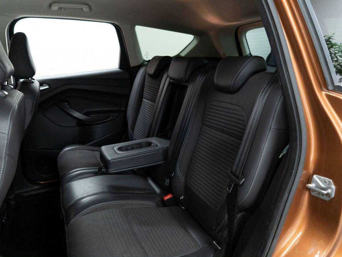 Ford Kuga с пробегом — 2017 год. Фото: #6