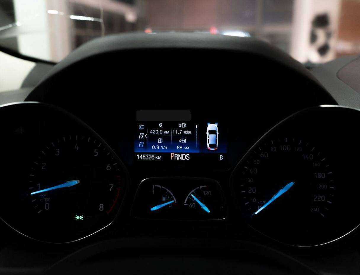 Ford Kuga с пробегом — 2017 год. Фото: #15