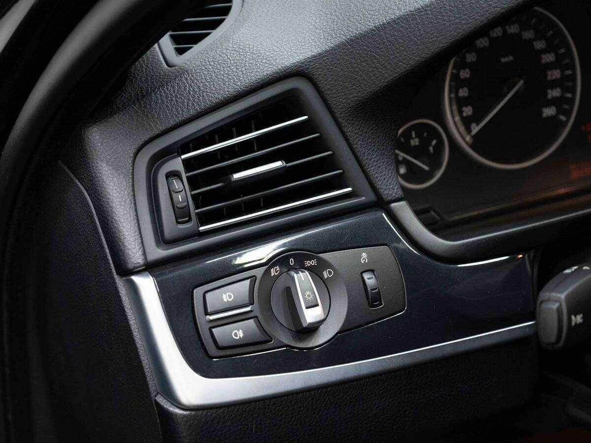 BMW 5 серии с пробегом — 2012 год. Фото: #18