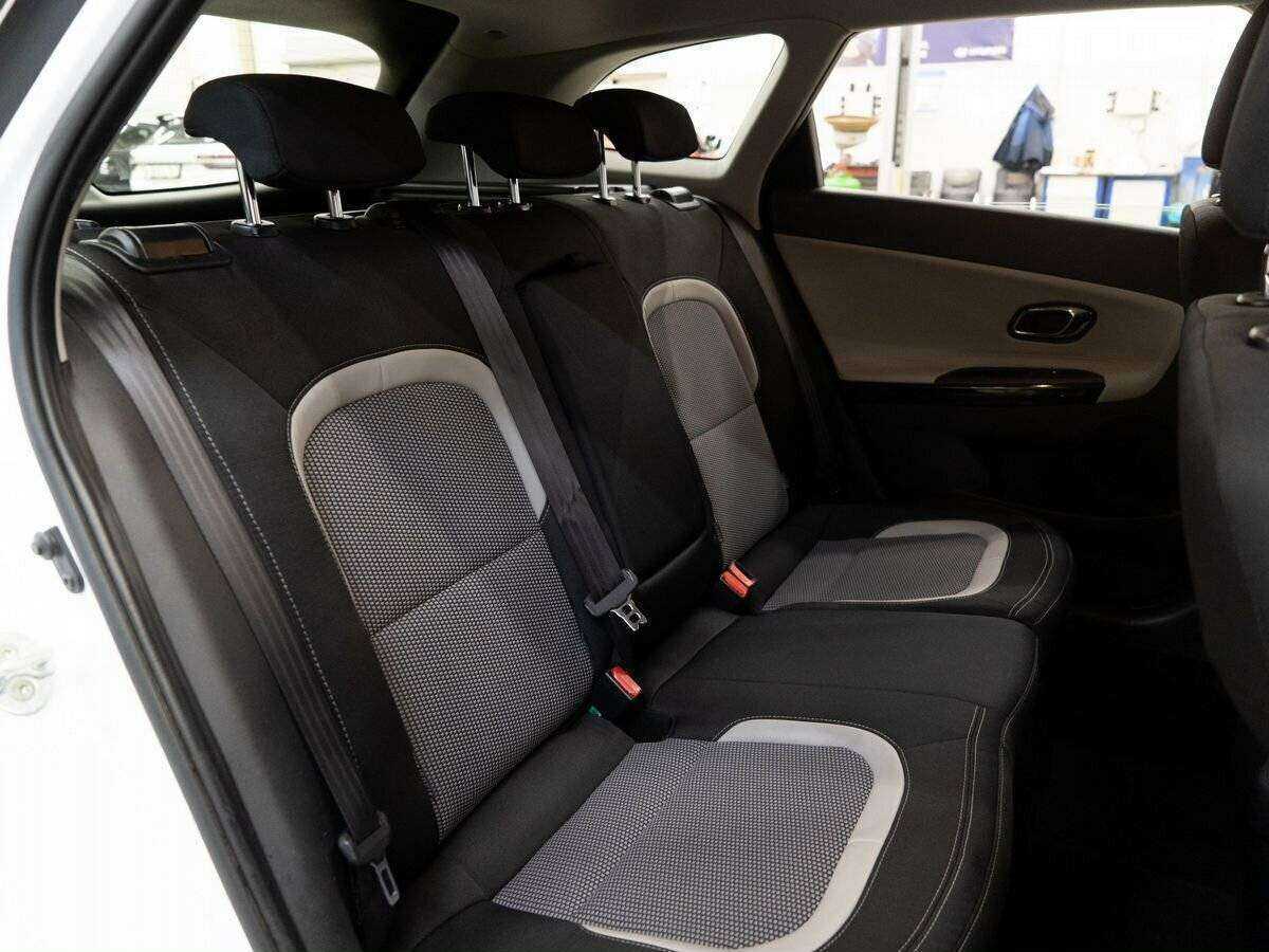 Kia Ceed с пробегом — 2014 год. Фото: #7