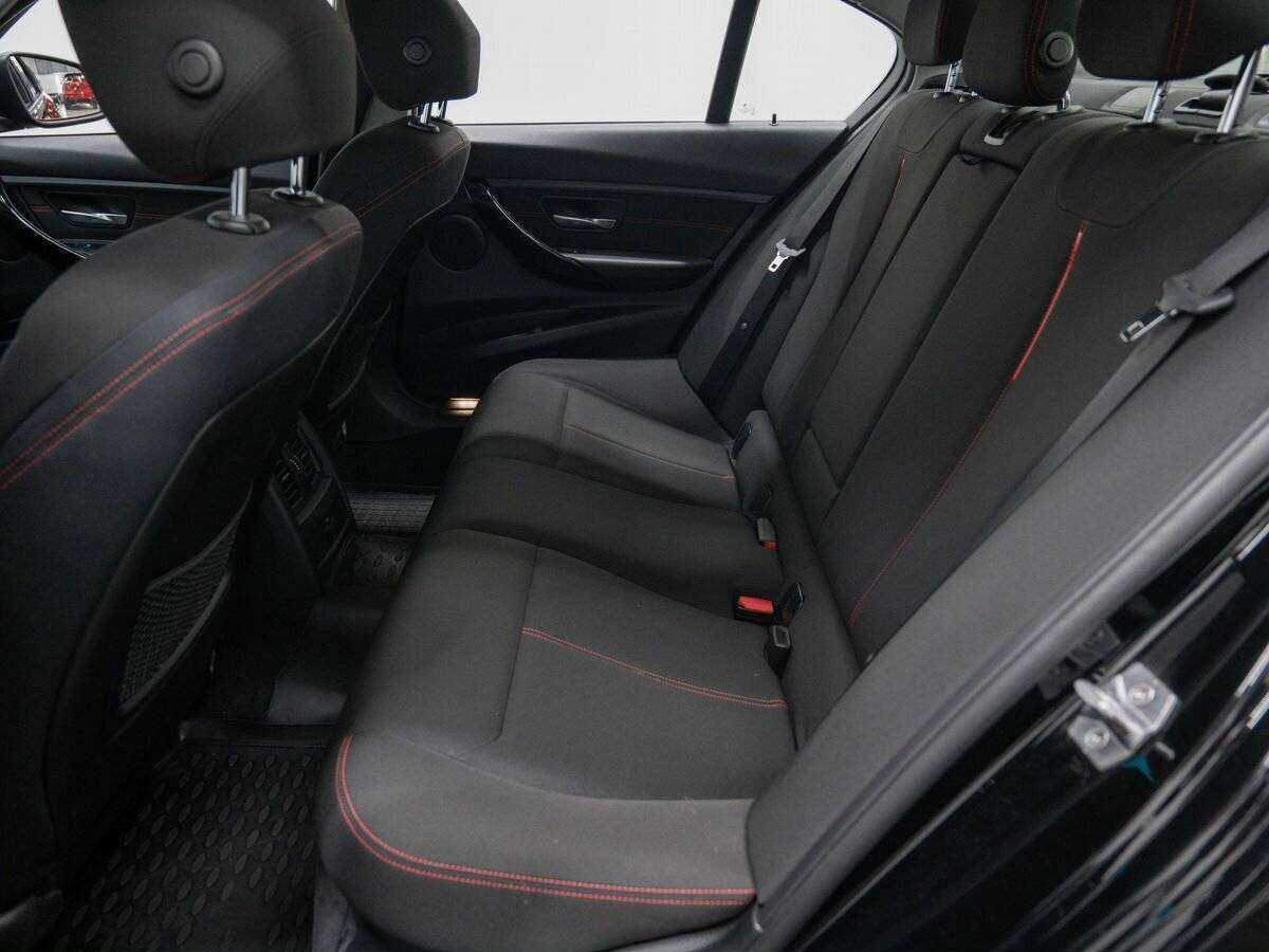 BMW 3 серии с пробегом — 2013 год. Фото: #21