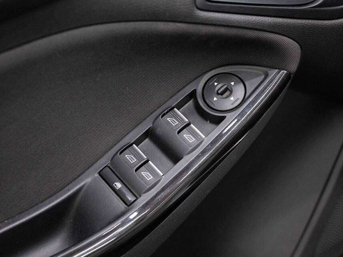 Ford Focus с пробегом — 2016 год. Фото: #17