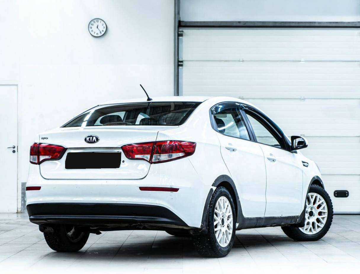 Kia Rio с пробегом — 2016 год. Фото: #2