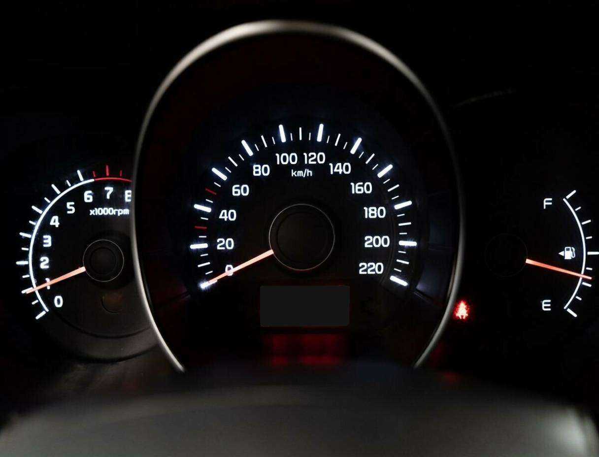 Kia Rio с пробегом — 2016 год. Фото: #11