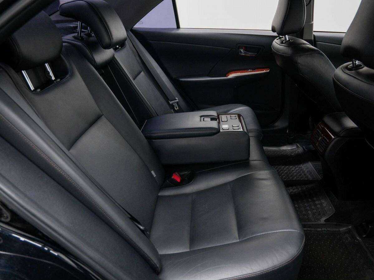 Toyota Camry с пробегом — 2014 год. Фото: #8