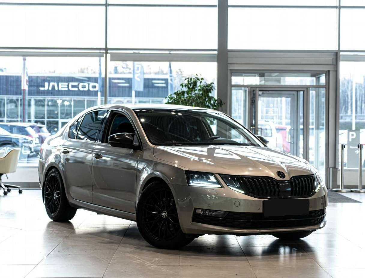 Skoda Octavia с пробегом — 2018 год. Фото: #1