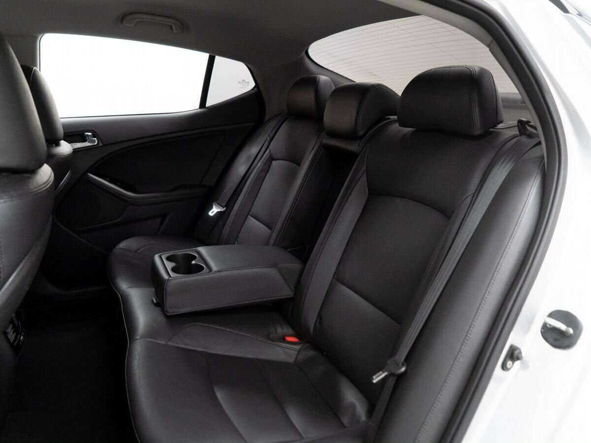 Kia Optima с пробегом — 2014 год. Фото: #6