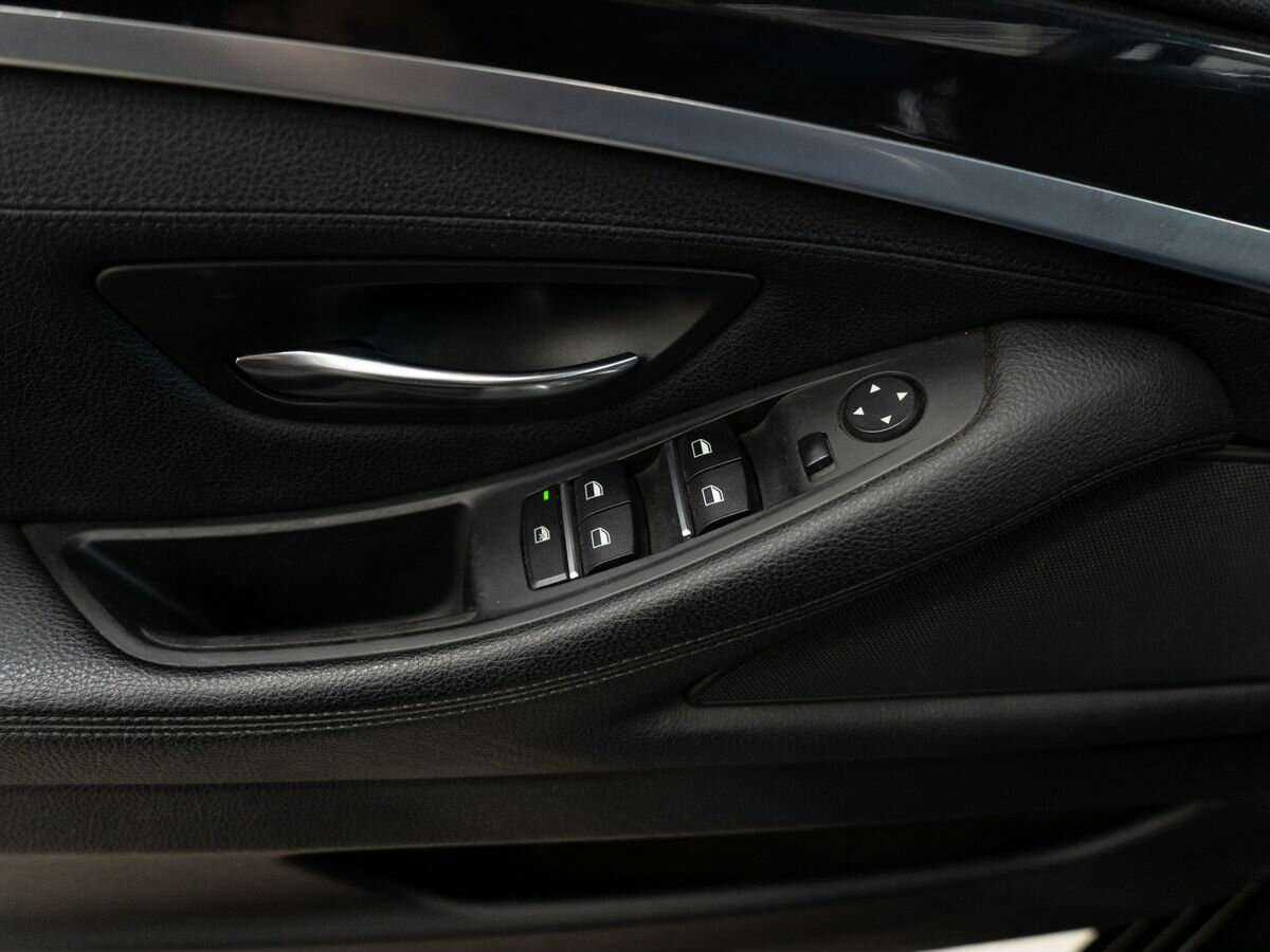 BMW 5 серии с пробегом — 2014 год. Фото: #12