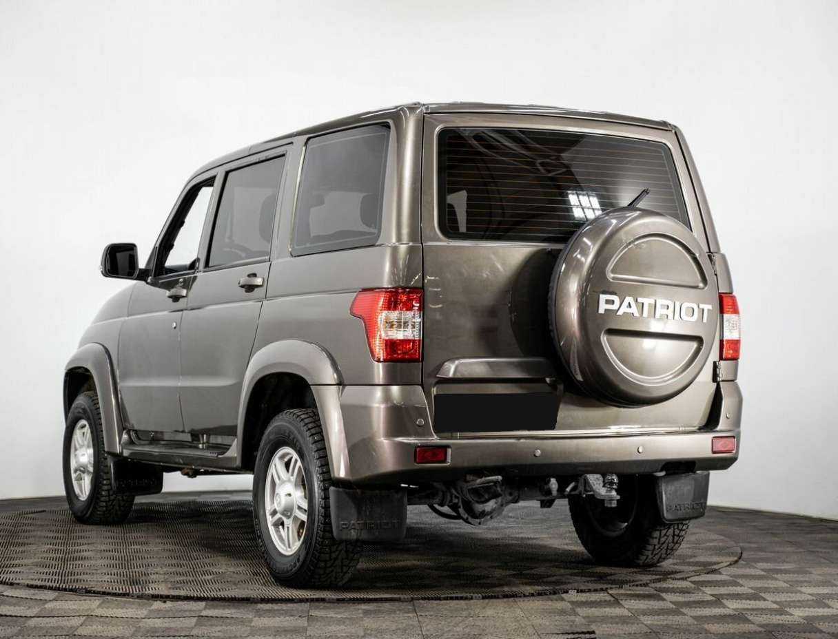 УАЗ Patriot с пробегом — 2017 год. Фото: #3