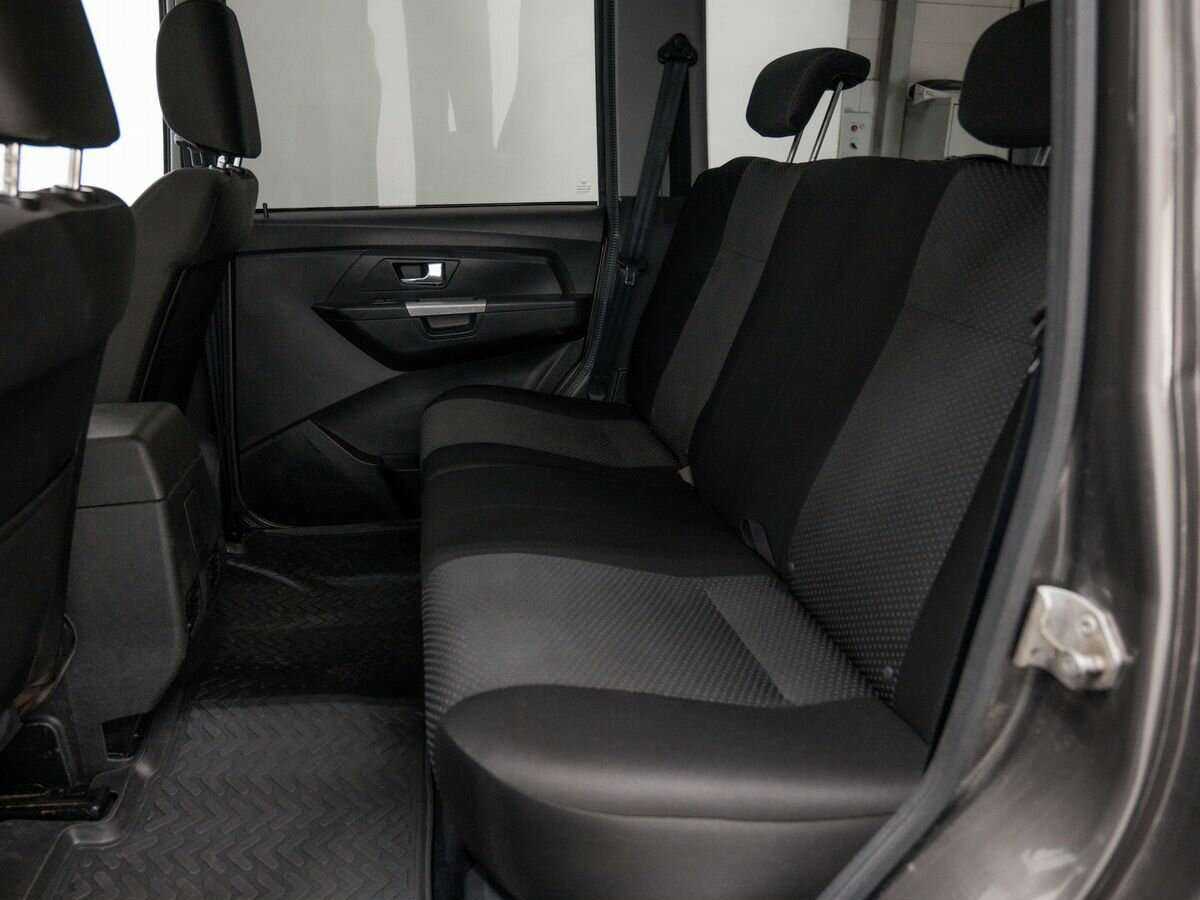 УАЗ Patriot с пробегом — 2017 год. Фото: #12