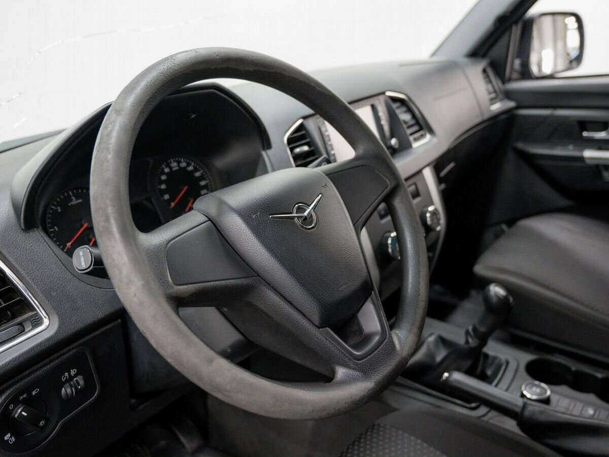 УАЗ Patriot с пробегом — 2017 год. Фото: #17