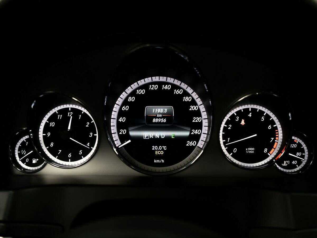 Mercedes-Benz E-Класс с пробегом — 2012 год. Фото: #10