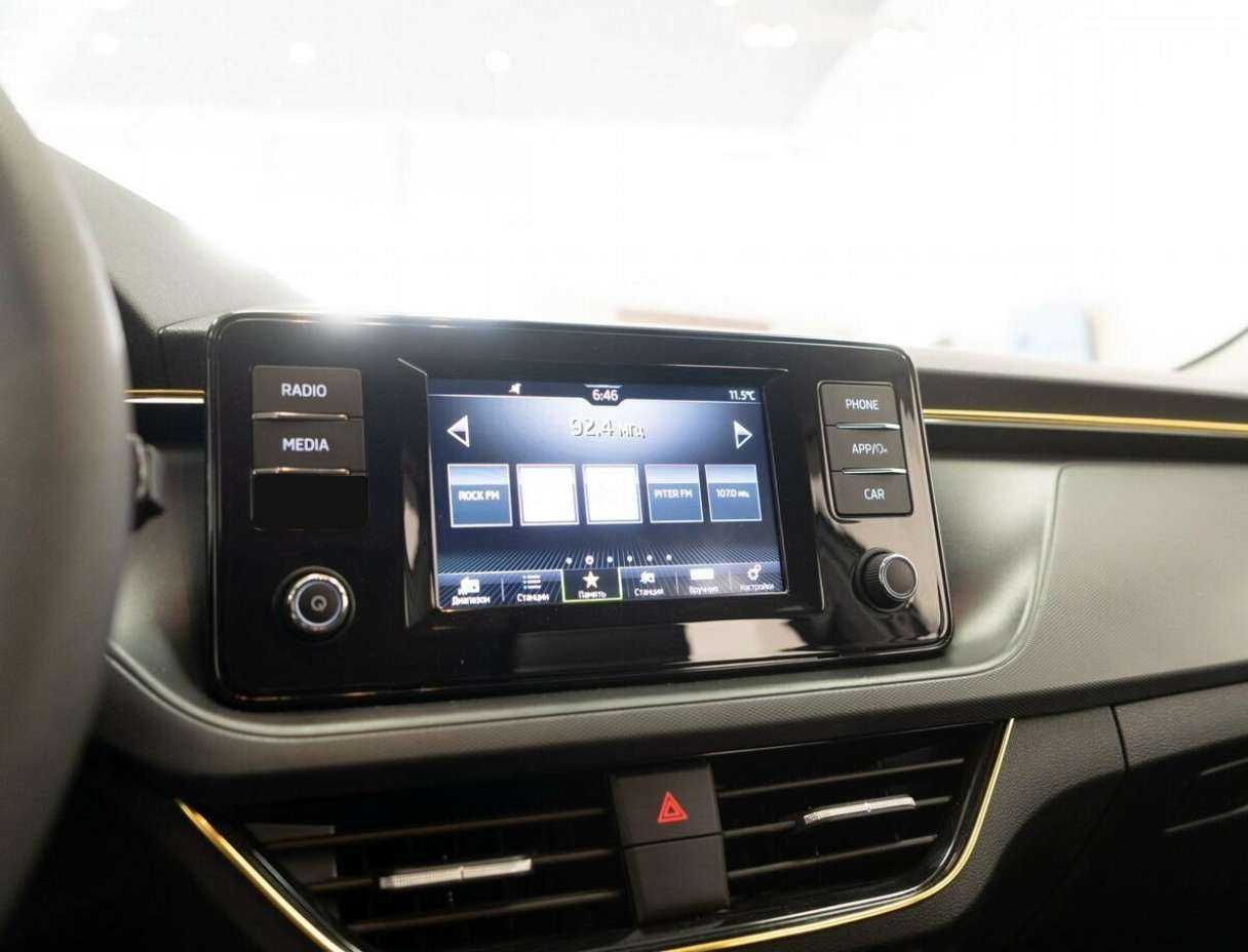 Skoda Rapid с пробегом — 2021 год. Фото: #9