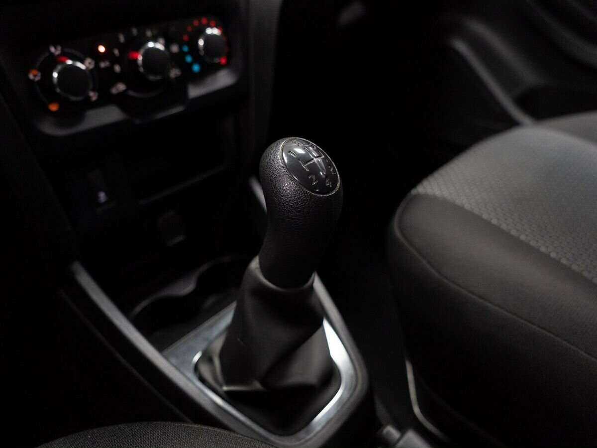 Lada (ВАЗ) XRAY с пробегом — 2017 год. Фото: #11