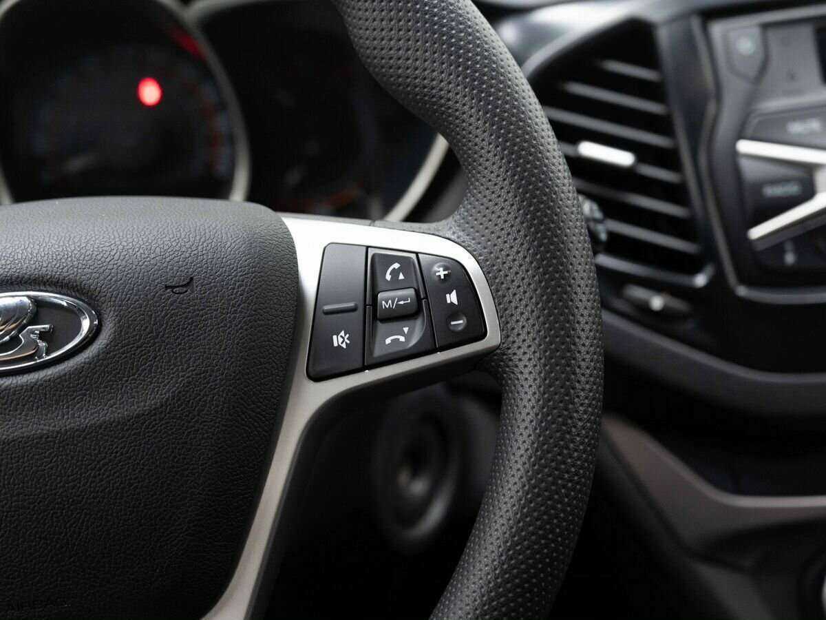 Lada (ВАЗ) Vesta с пробегом — 2018 год. Фото: #17