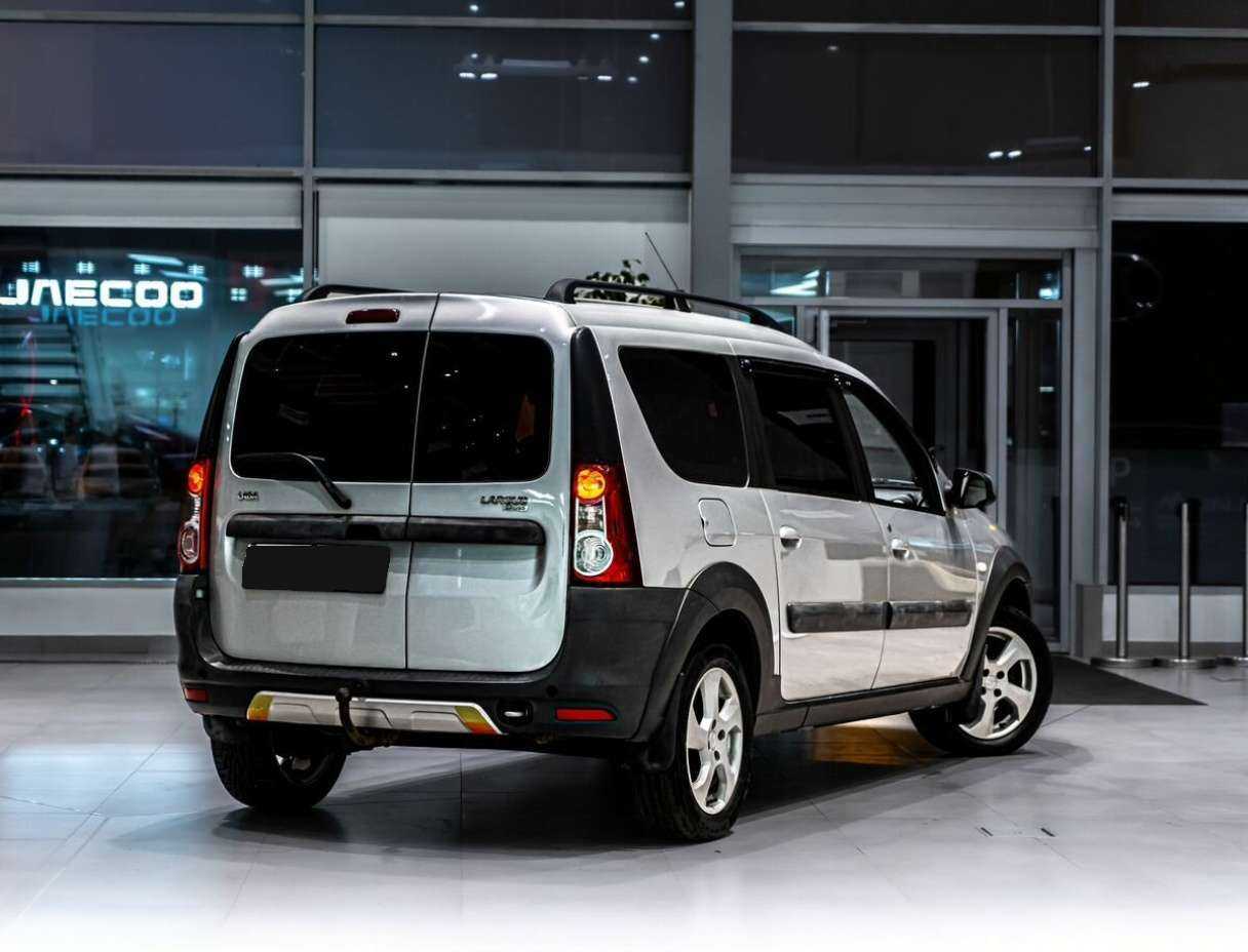 Lada (ВАЗ) Largus с пробегом — 2018 год. Фото: #2