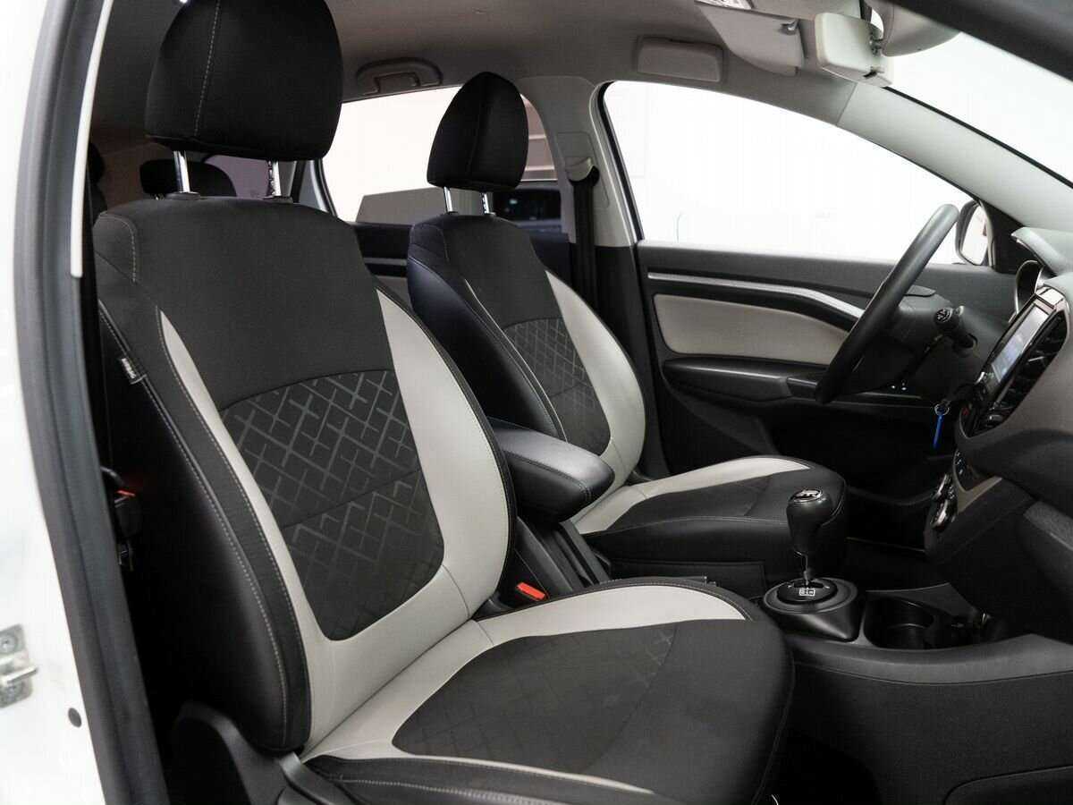 Lada (ВАЗ) Vesta с пробегом — 2018 год. Фото: #8