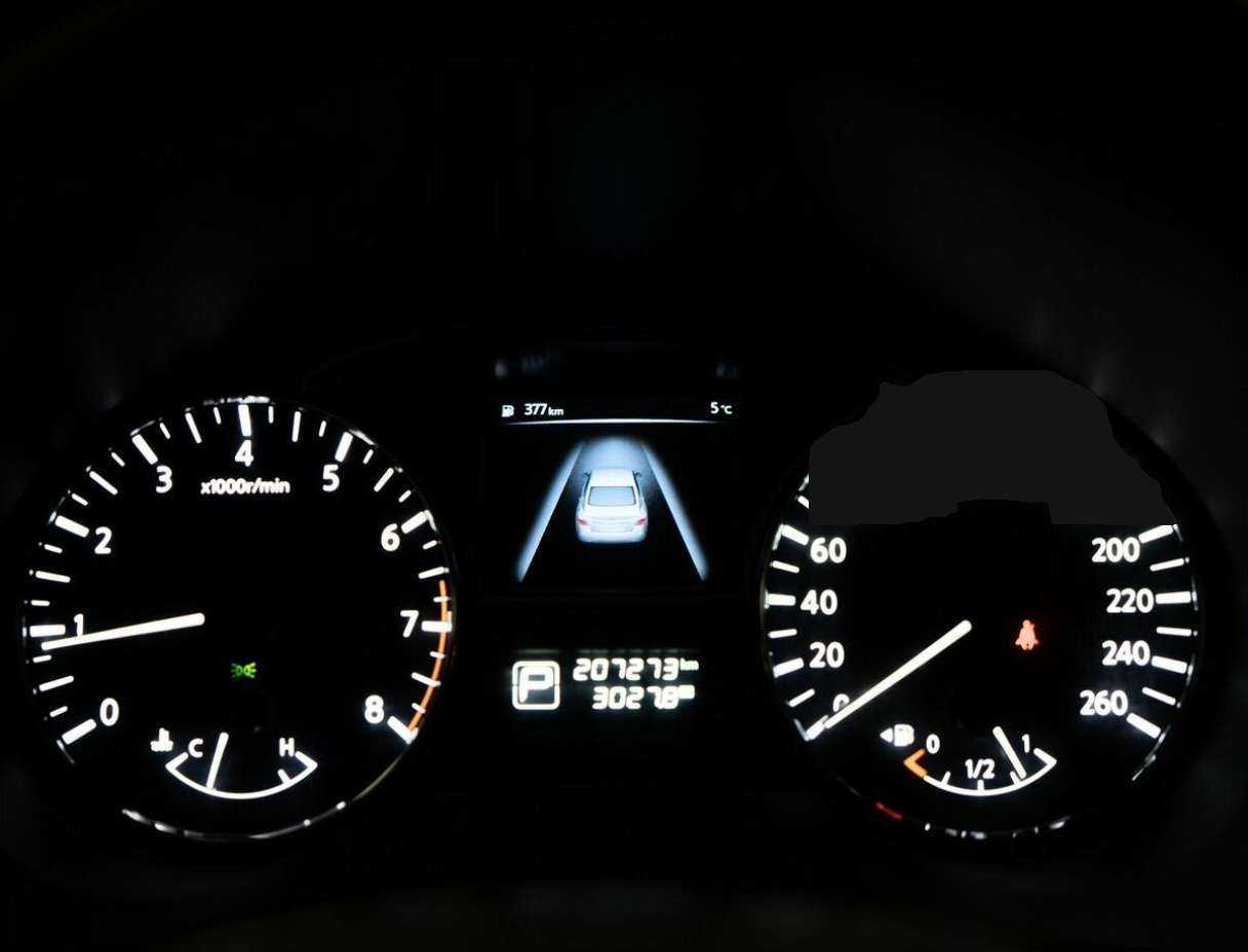 Nissan Teana с пробегом — 2015 год. Фото: #10