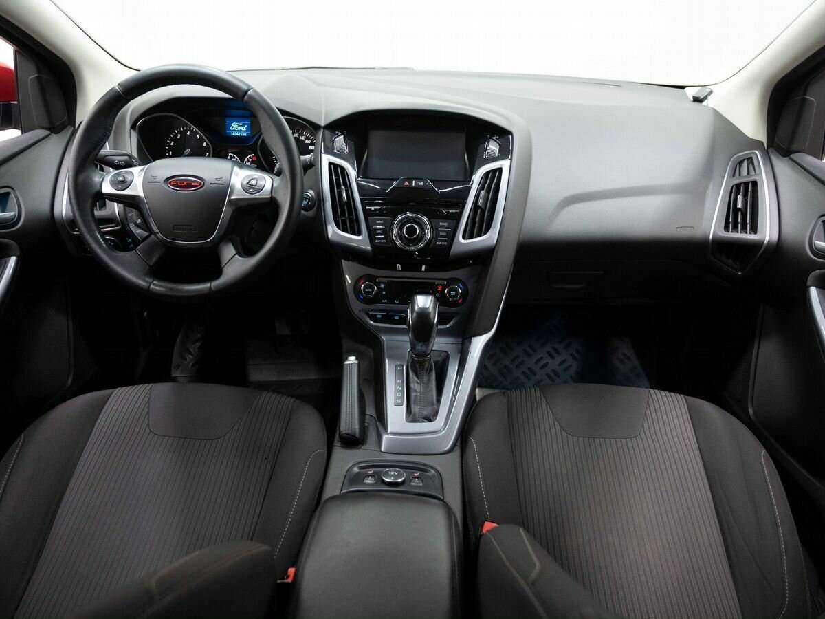 Ford Focus с пробегом — 2014 год. Фото: #12