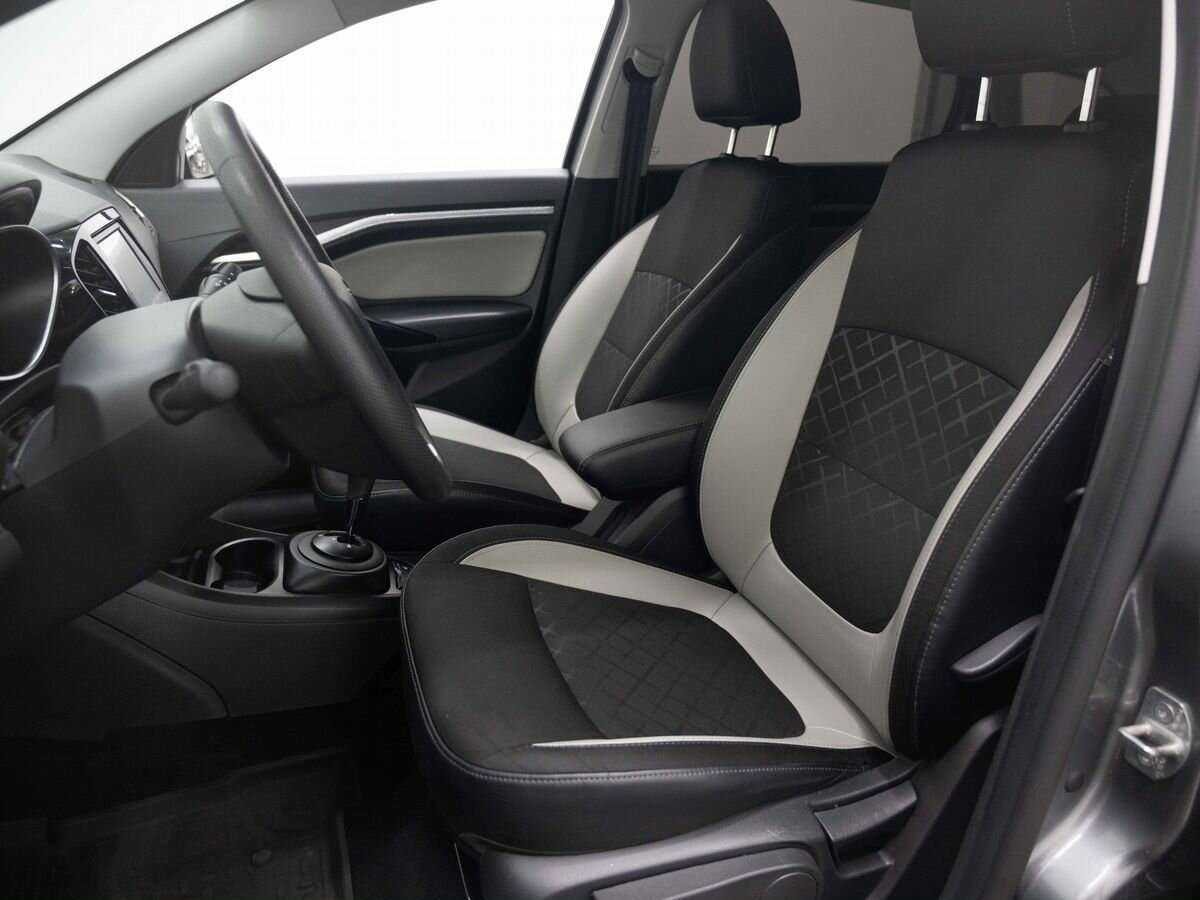 Lada (ВАЗ) Vesta с пробегом — 2019 год. Фото: #9