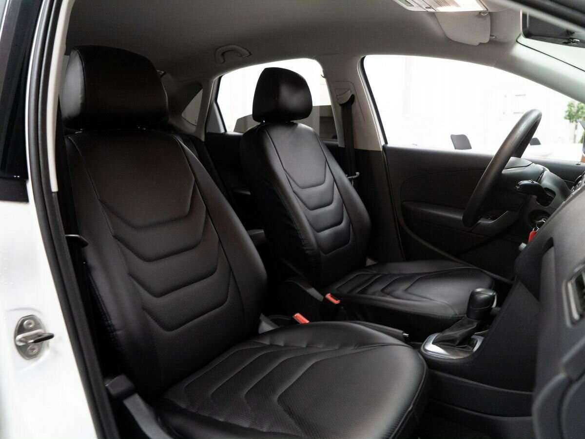 Volkswagen Polo с пробегом — 2017 год. Фото: #8