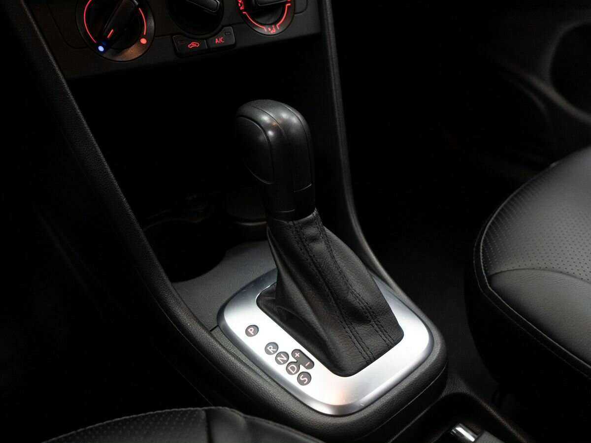 Volkswagen Polo с пробегом — 2017 год. Фото: #11