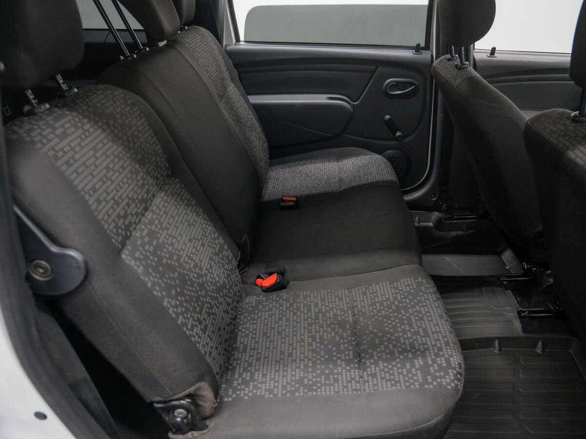 Lada (ВАЗ) Largus с пробегом — 2021 год. Фото: #8