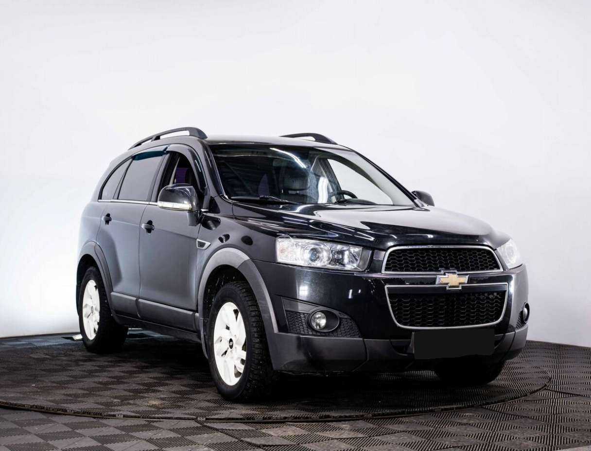 Chevrolet Captiva с пробегом — 2012 год. Фото: #2