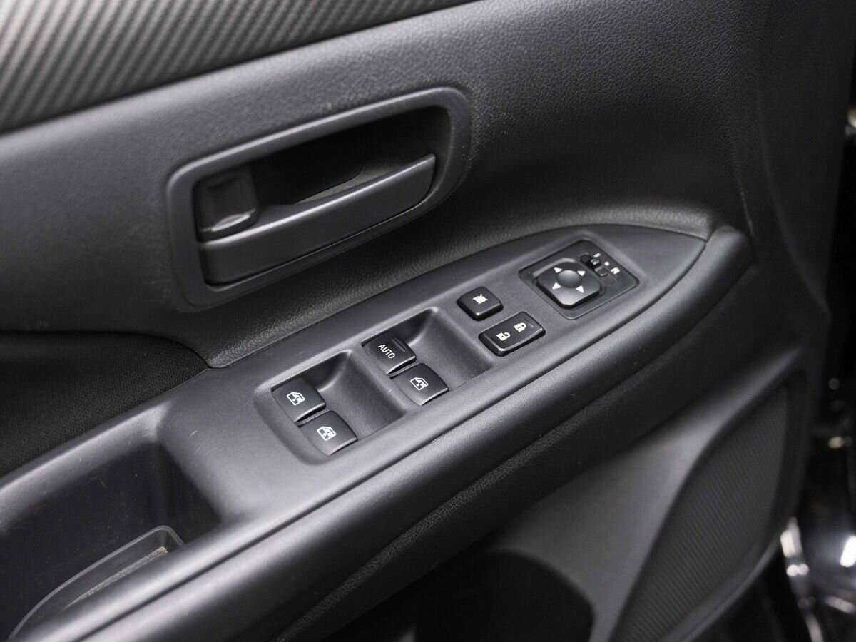 Mitsubishi Outlander с пробегом — 2018 год. Фото: #15