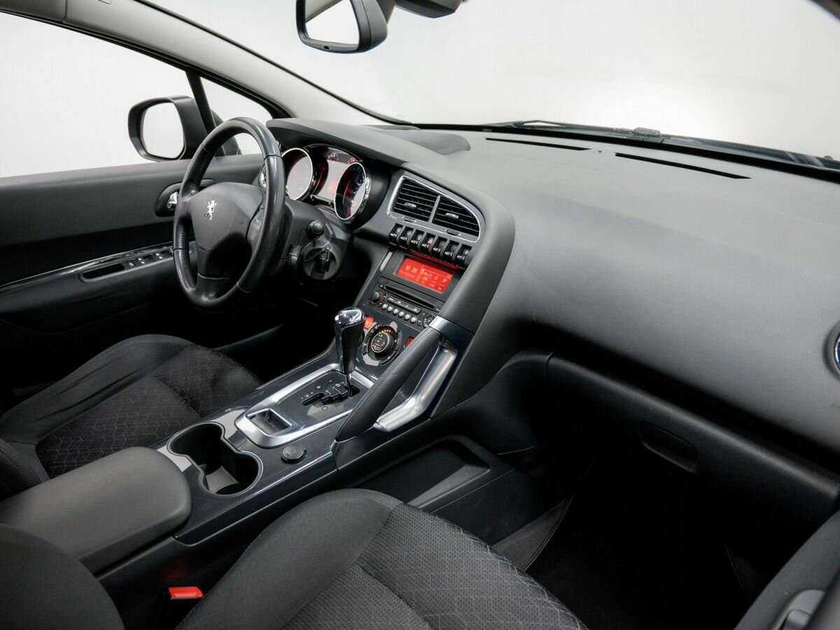 Peugeot 3008 с пробегом — 2014 год. Фото: #6