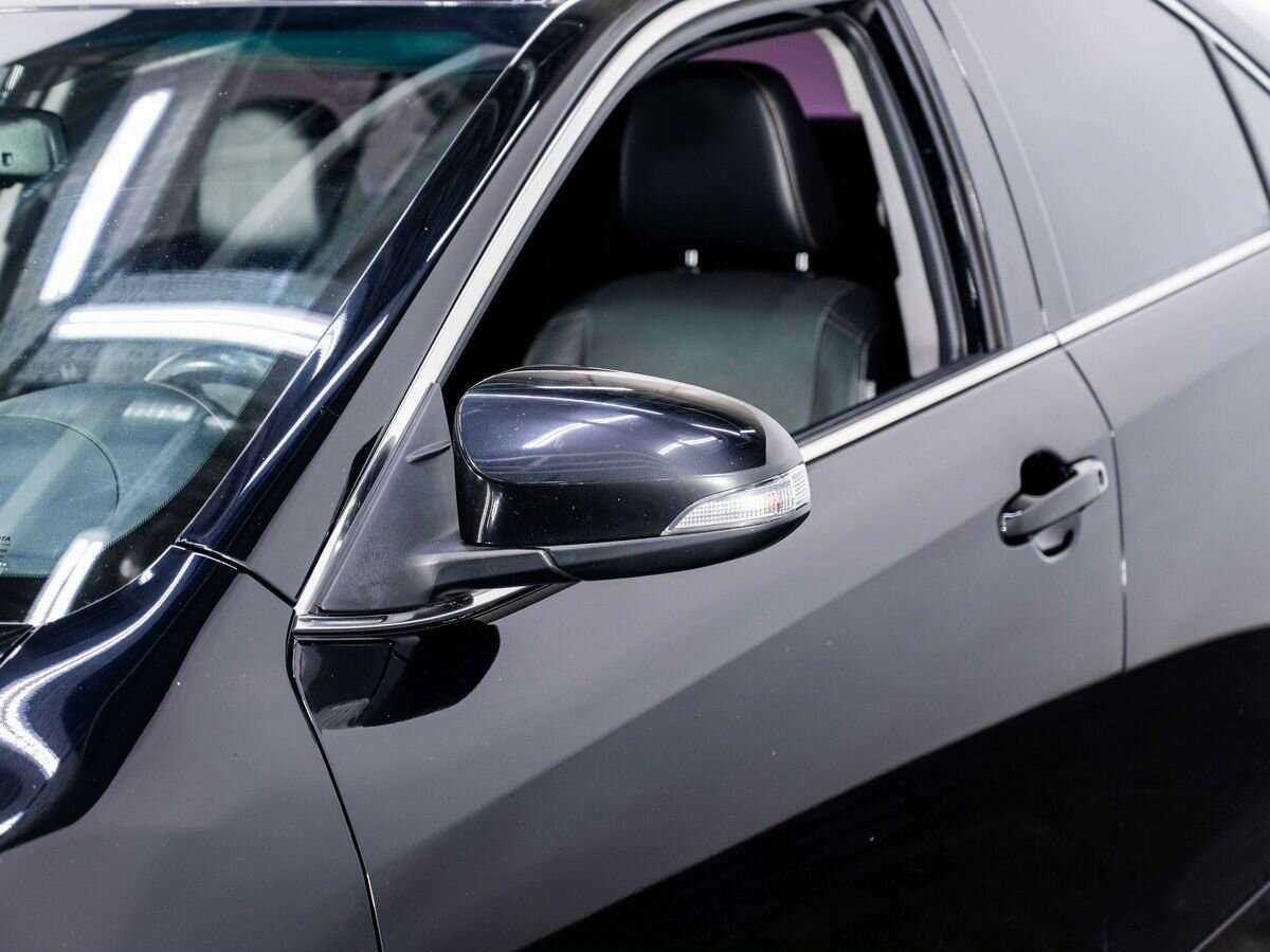 Toyota Camry с пробегом — 2018 год. Фото: #7