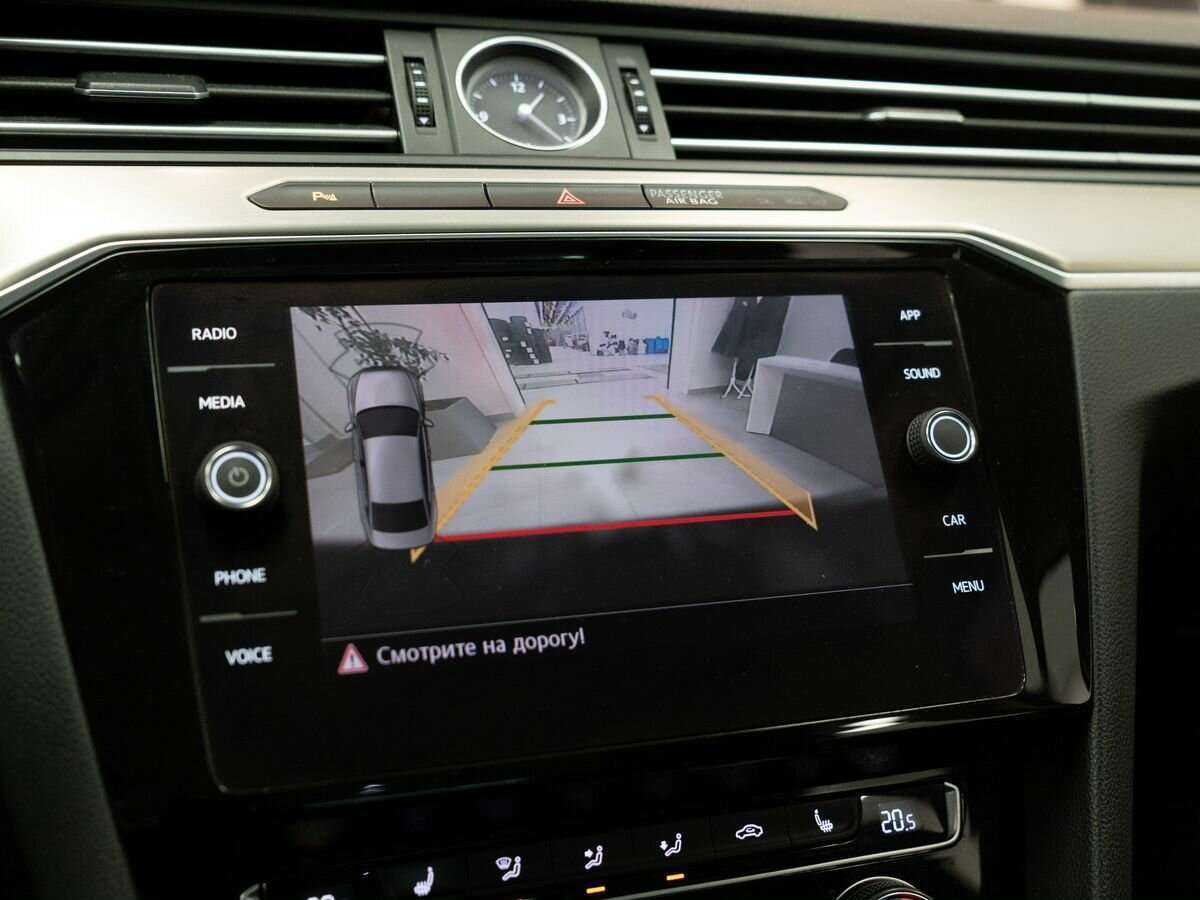 Volkswagen Passat с пробегом — 2017 год. Фото: #17