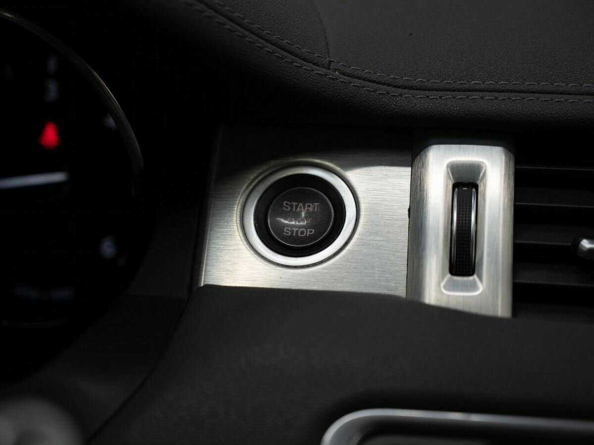 Land Rover Range Rover Evoque с пробегом — 2015 год. Фото: #23