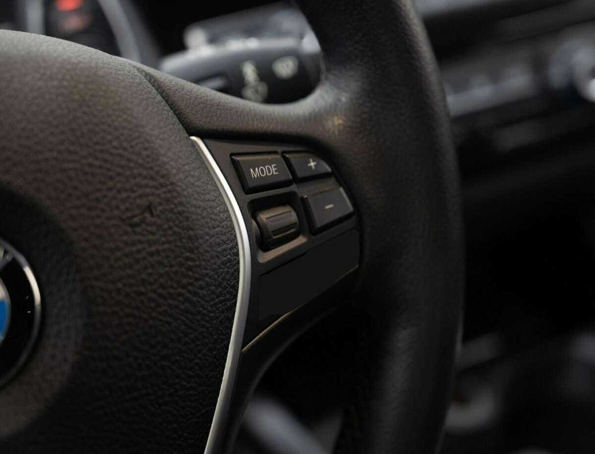 BMW 1 серии с пробегом — 2016 год. Фото: #18