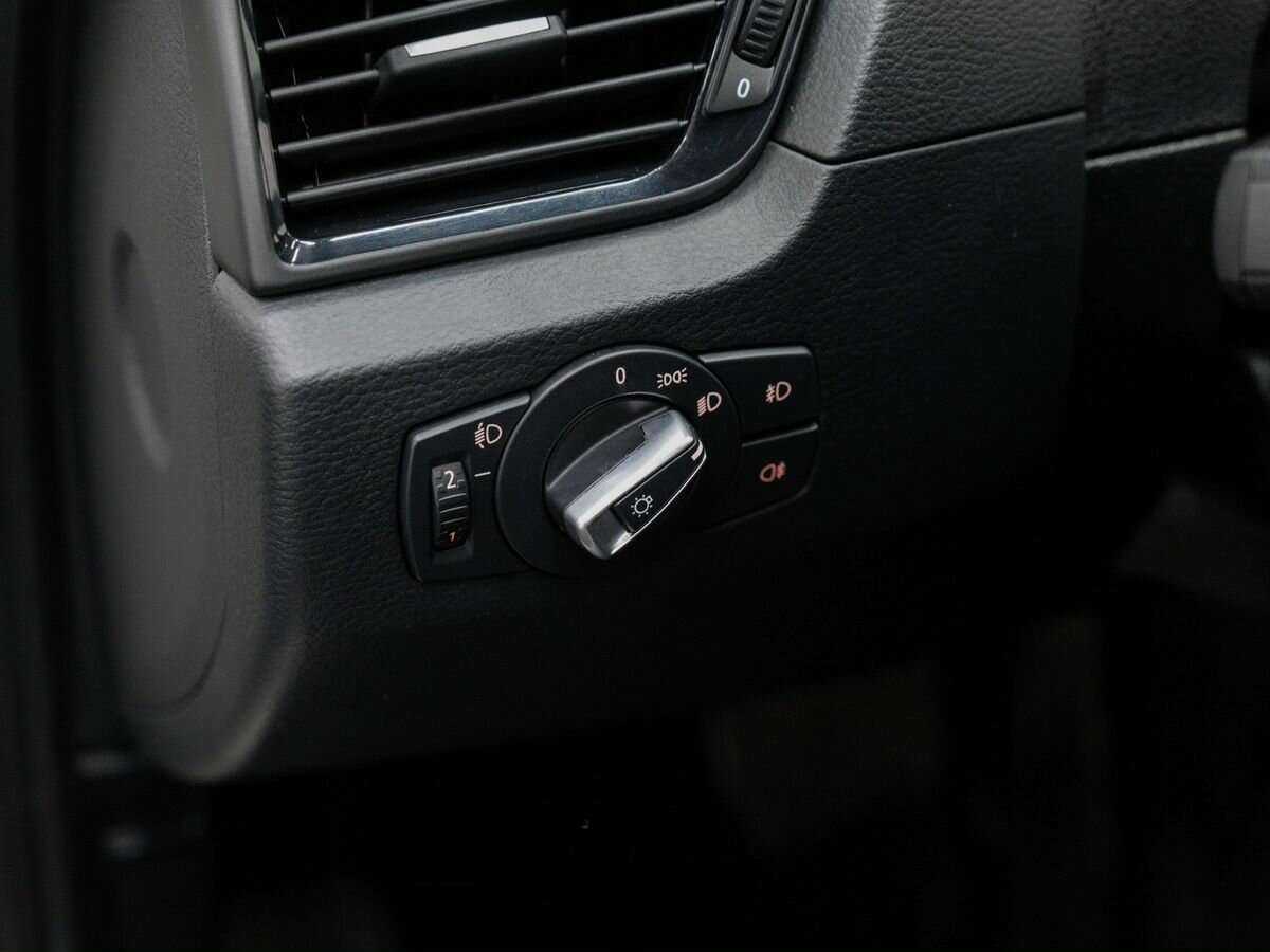 BMW X1 с пробегом — 2013 год. Фото: #15